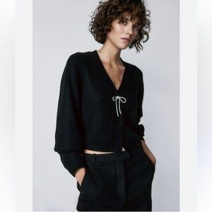 New H&M Black Silver Bow Knit Cardigan Size Small 3% Wool